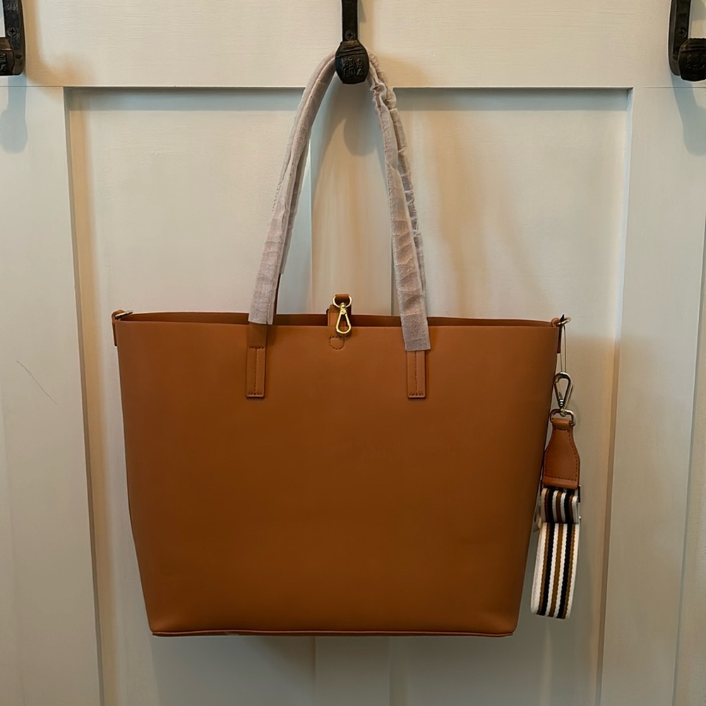 Mark & Graham Vegan Two in One Tote. NWT.